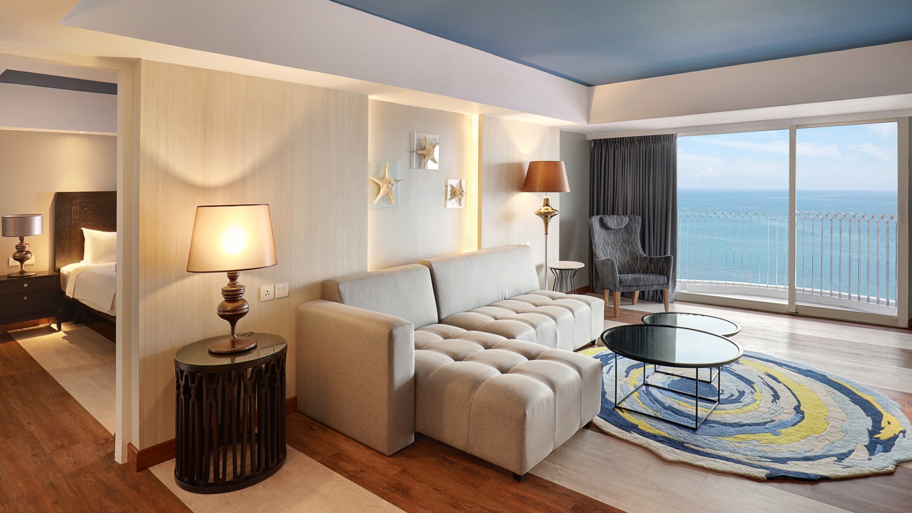 Kamar Suite - Mercure Convention Center Ancol